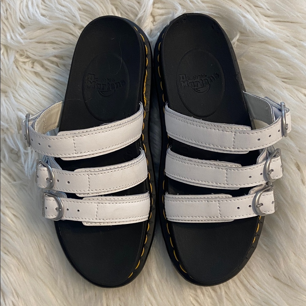 Dr. Martens Black and White Sandals size 7 BNWOT see all photos - Picture 4 of 12